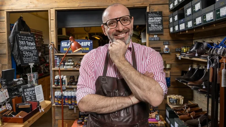 Ender Dag i sin butik